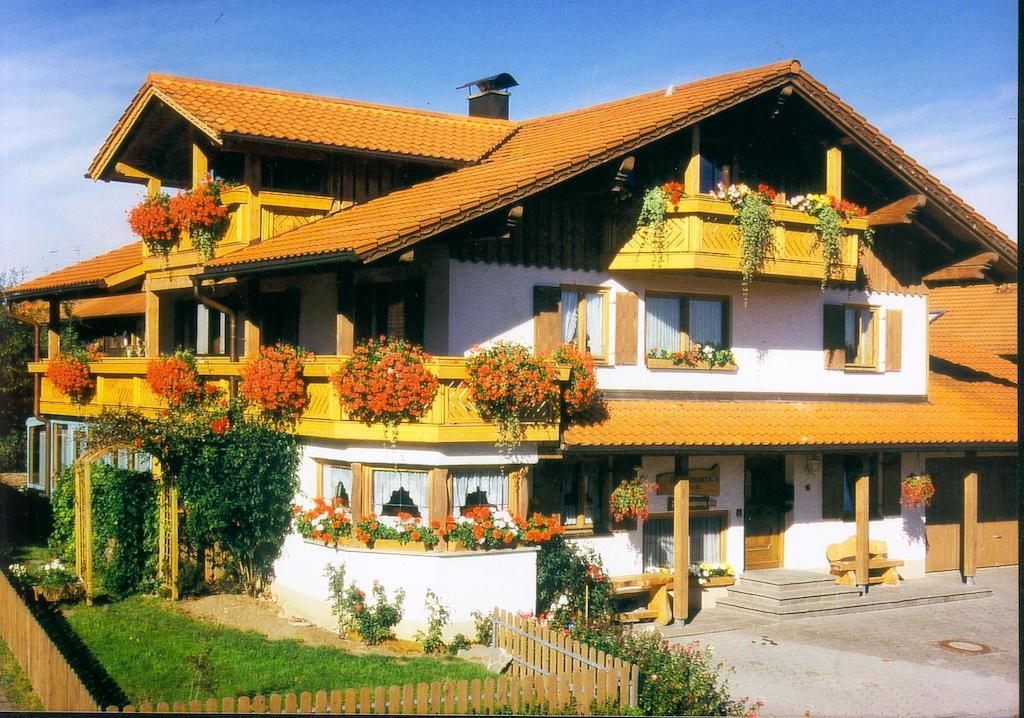 Gaestehaus Kerpf Inclusive Koenigscard Nesselwang Exteriör bild